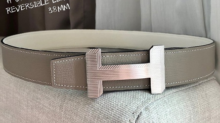 
				Hermes - Grey reversible belt
				Belt